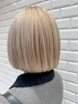 カラー カラースペシャリスト ・齊藤 羽瑠輝のヘアスタイル