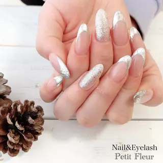 ネイル Petit Fleur所属・青柳 亜梨奈のマツエク・マツパデザイン