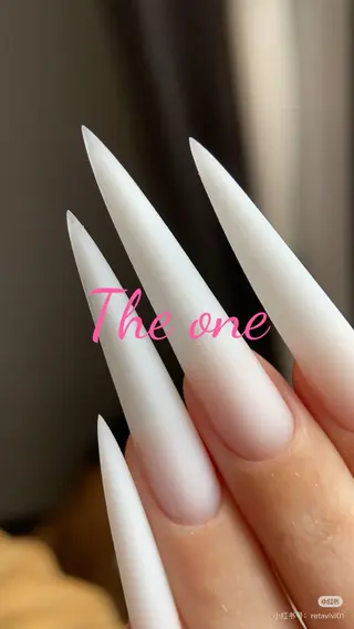 ネイル The oneアオイ アオイのネイルデザイン