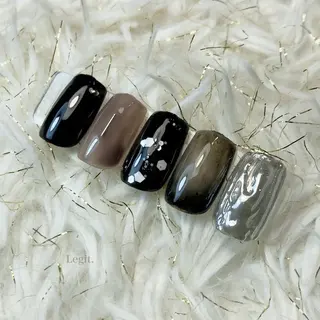 ネイル Legit nail salonのネイルデザイン