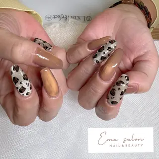 ネイル Ema salon satomiのネイルデザイン