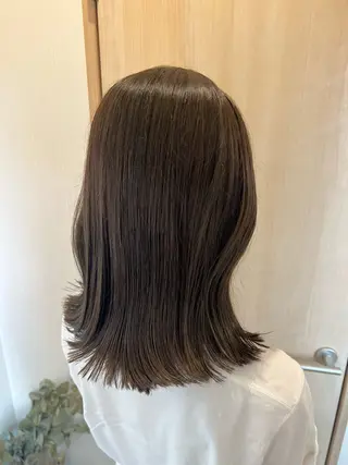 ミディアム カラー トレンドと似合わせ/ マンツーマン/西上楓のヘアスタイル