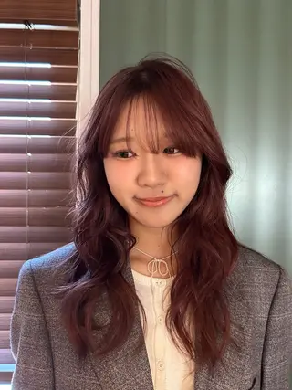 ミディアム ayano/パーマ/ 暖色カラーのヘアスタイル