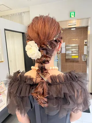 ロング ヘアアレンジ channel所属・Natsumi ❤︎のヘアスタイル