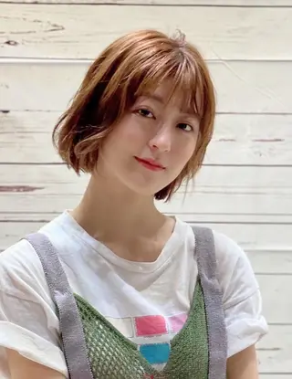 ショート カラー ネイル マツエク・マツパ パーマ ヘアアレンジ メンズ キッズ lore下北沢 Officialのヘアスタイル