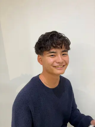 パーマ メンズ メンズパーマ/ スパイキー/フェードのヘアスタイル