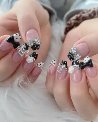 ネイル Lyna 池袋のネイルデザイン