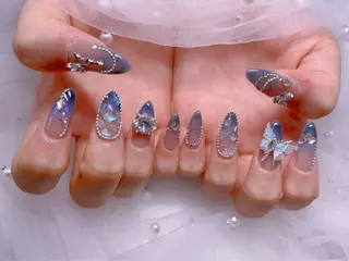 ネイル UMI ネイルサロン新宿🎀のネイルデザイン