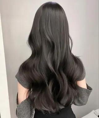 ロング カラー COTAN所属・yui /ブリーチなしカラーのヘアスタイル