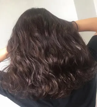 カラー ブリーチ毛縮毛矯正 👑山口のヘアスタイル