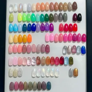 ネイル nail.u所属・テルイ ユウのネイルデザイン
