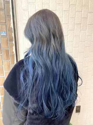 カラー 嶋村夏実🌼レイヤー 🌸白髪ぼかしのヘアスタイル