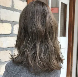 セミロング カラー emme エミィ/立川のヘアスタイル