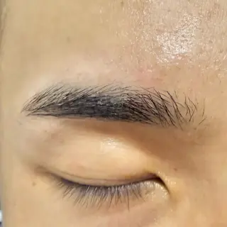 アイブロウ 髪質改善 艶髪カラー エクステ かいり✂️のヘアスタイル