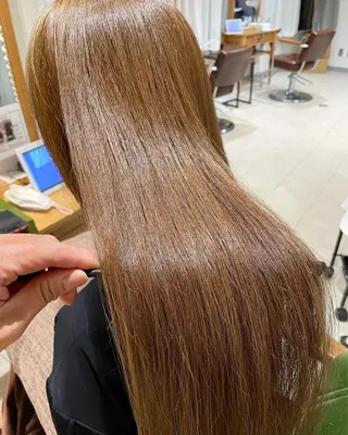 セミロング カラー eins.hair所属・過去一の柔髪ヘア 🌿einshairのヘアスタイル