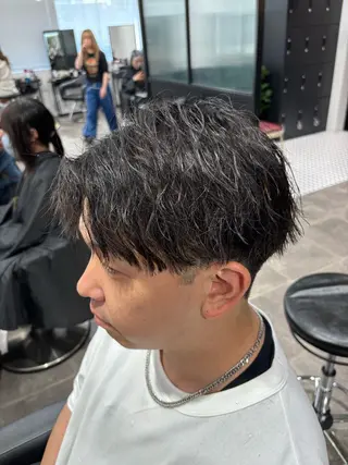 メンズ フェザーパーマ職人 🪽yutoのヘアスタイル