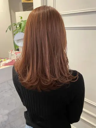 セミロング カラー 安藤 佑衣のヘアスタイル