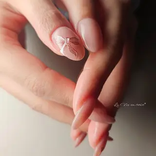 ネイル ラヴィアン ローズのネイルデザイン