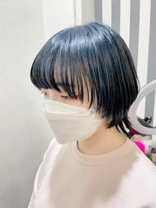 ミディアム カラー ARISA🦋推し・ アニメカラー/派手髪のヘアスタイル