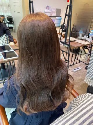 ロング カラー 荻原 心愛のヘアスタイル