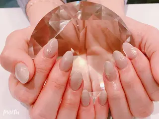 セミロング ネイル SINCERELY シンシアリー🌈のネイルデザイン