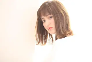 ミディアム カラー パーマ ヘアアレンジ ネイル マツエク・マツパ eyelush color world庄内駅前所属・シールエクステ／豊中 吉田孝司のヘアスタイル