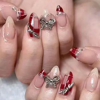 ネイル Mio ⛱のネイルデザイン