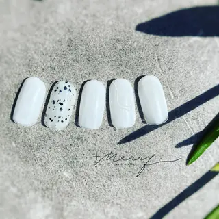 ネイル ネイルアトリエ プラスメリーのネイルデザイン