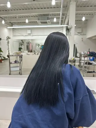 カラー 林 莉央のヘアスタイル