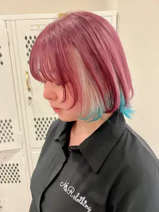 ミディアム レイヤー/韓国 ハイトーン興津史弥のヘアスタイル