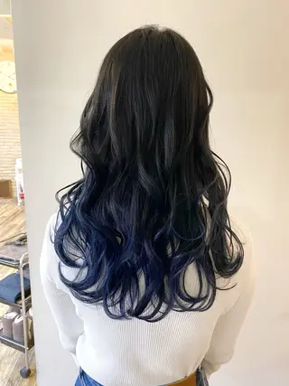 ロング カラー 服部 樹季のヘアスタイル