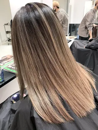 セミロング カラー 髪質改善land千葉所属・阿部 圭悟のヘアスタイル