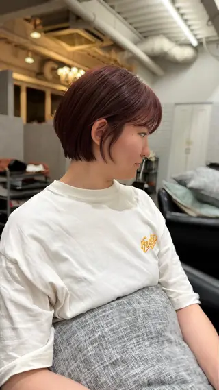 ショート 白髪ぼかし 👒堀江・ヨンスクのヘアスタイル