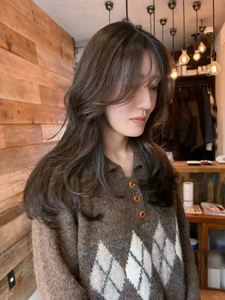 セミロング カラー パーマ レイヤー/透明感/ ブリーチなし/わかなのヘアスタイル