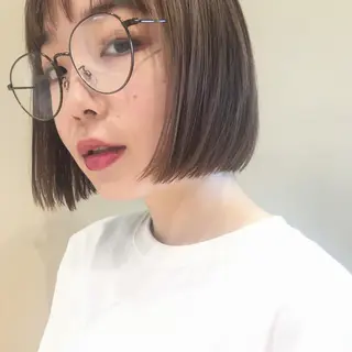 ミディアム カラー やまもと さえのヘアスタイル