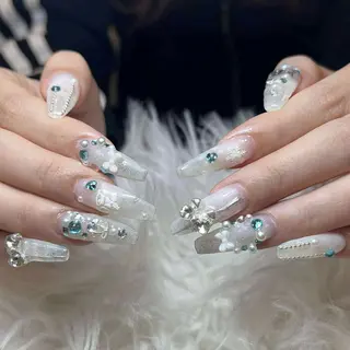 ネイル ゴテゴテ ネイルのネイルデザイン