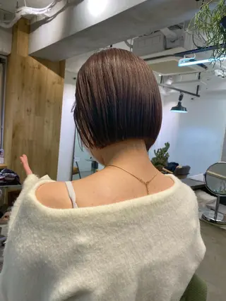 ショート カラー 艶カラー 🤍🫧/makoのヘアスタイル