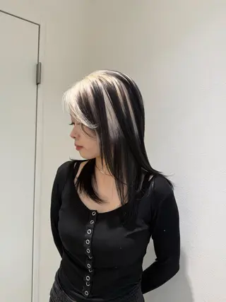 セミロング カラー ヘアアレンジ ハイトーン職人/ ムラ修正/拓真のヘアスタイル