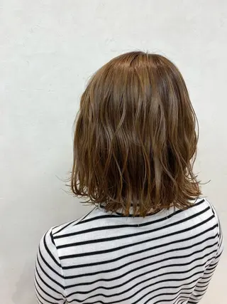 ショート カラー 岡本 拓朗のヘアスタイル