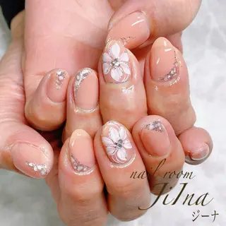 ネイル JiIna nailのネイルデザイン