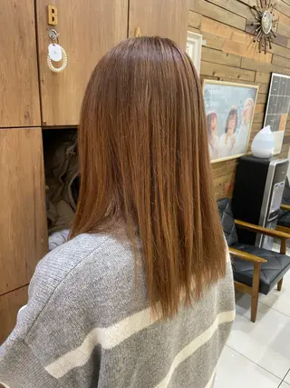 ミディアム 透明感color吉田 沙羅のヘアスタイル