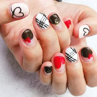 ネイル 柴崎 美幸のネイルデザイン