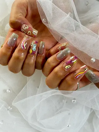 ネイル Feliz所属・Feliz 楽しいネイルサロンのネイルデザイン