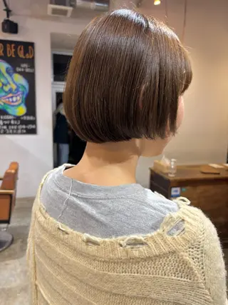 ショート カラー 小日向 沙織のヘアスタイル