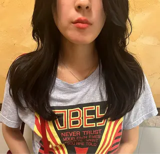 セミロング ブリーチなしベージュ /ヘアセット/ミユのヘアスタイル