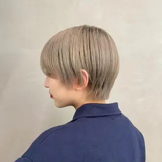 ショート カラー ヘアアレンジ mina 🌷のヘアスタイル