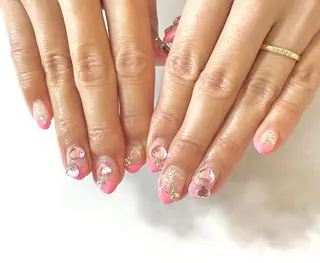 ミディアム BURGUNDY 🌹eriのネイルデザイン