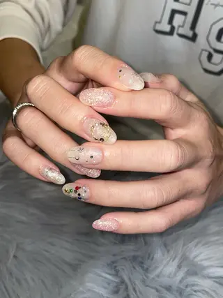 ネイル RICO NAIL所属・RICO Nail パーツつけ放題🌈のネイルデザイン
