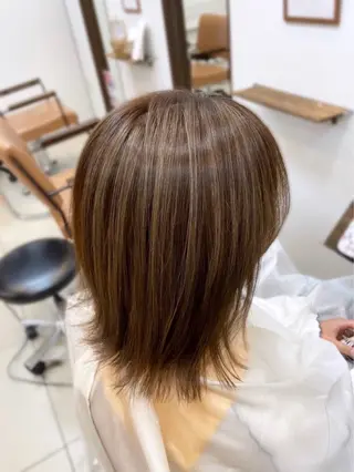 セミロング カラー SOYON なんば店所属・水島 真彩のヘアスタイル