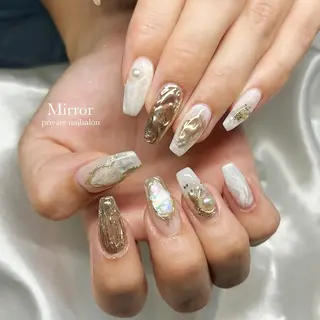 ネイル nailsalon Mirrorのネイルデザイン